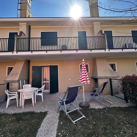 Villaggio Michelangelo Μπιμπιόνε